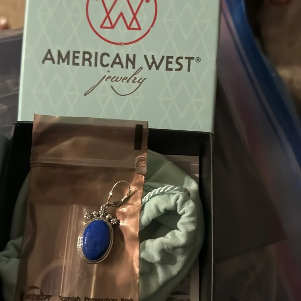 New  American‎ West Sterling Silver Oval Gemstone Concha Lever Back Earrings